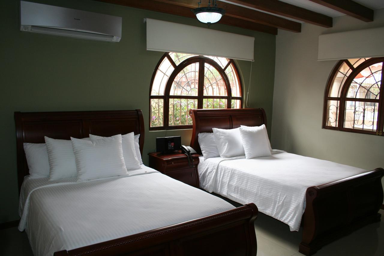 Hotel Maria Isabel Manta Εξωτερικό φωτογραφία