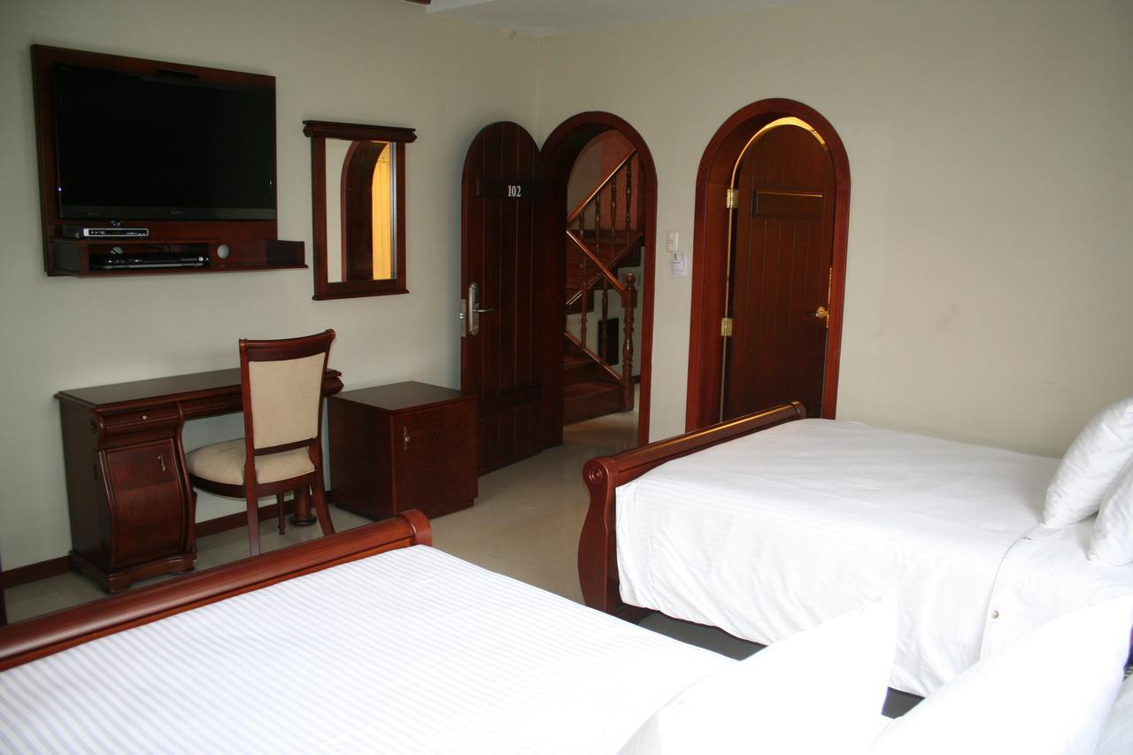 Hotel Maria Isabel Manta Εξωτερικό φωτογραφία